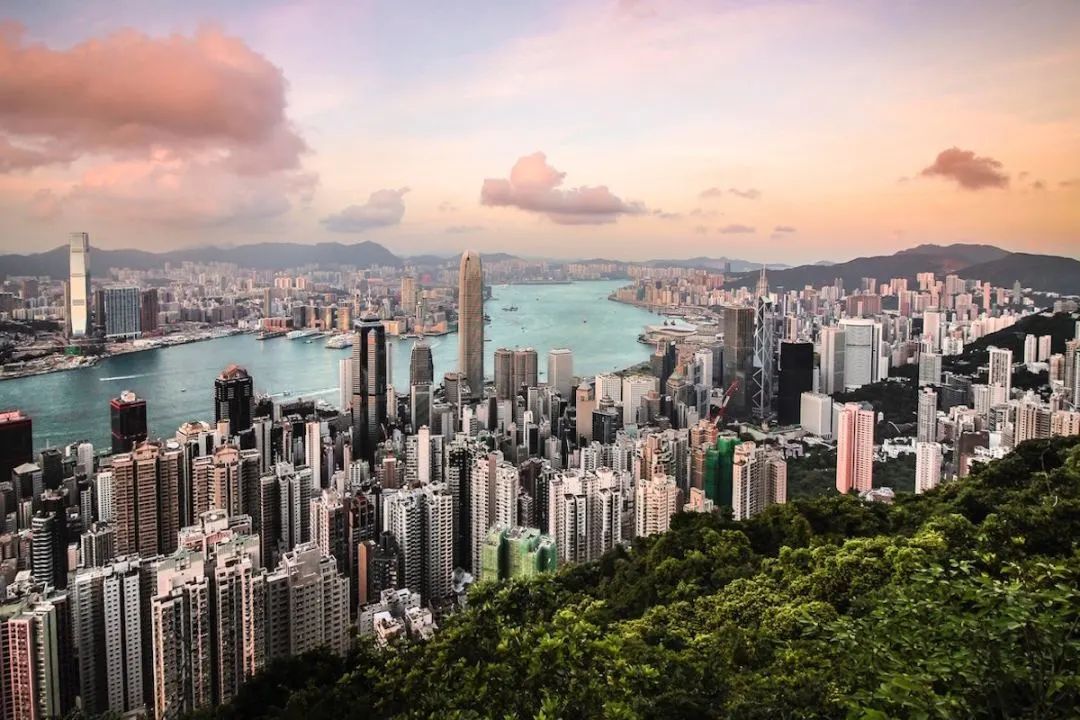 Important reminder! From 2024, non-permanent residents must be in Hong Kong to renew their visas
