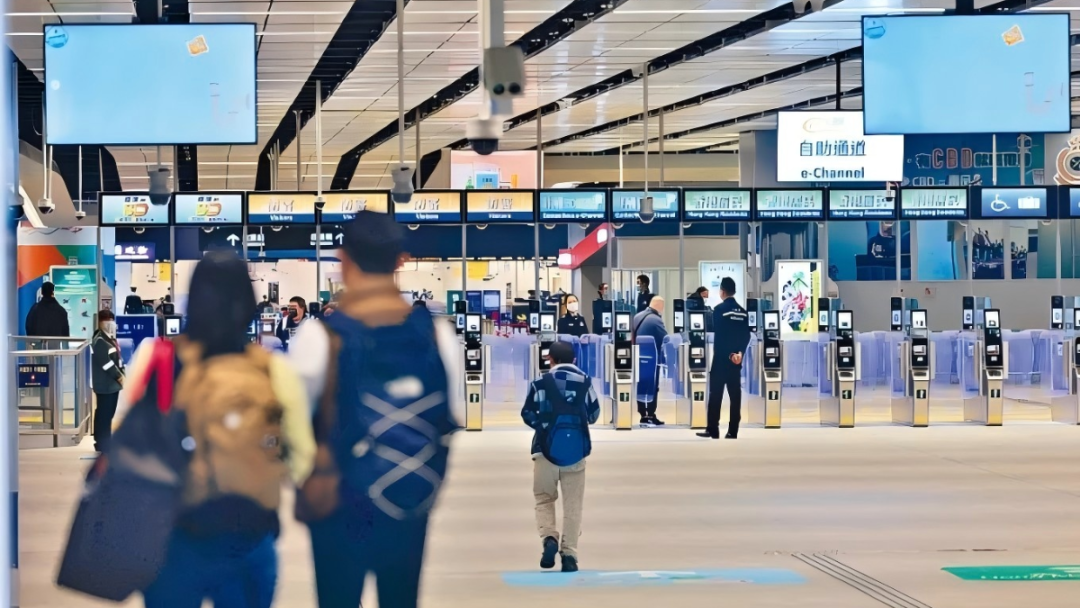 內地人在香港賺得比本地人多？為什麼？